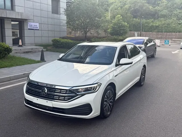Volkswagen Sagitar 2024 200TSI Manual Flying Edition
