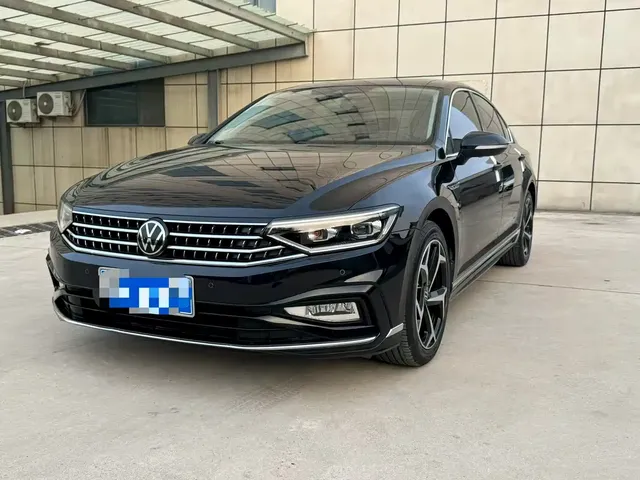 Volkswagen Magotan 2023 Model 2 Million Commemorative Edition 330TSI DSG Luxury