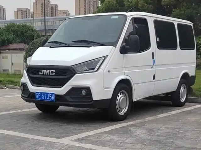 Jiangling Tesun 2019 2.8T Commercial Short Wheelbase Low Roof 6-Seater China VI JX493