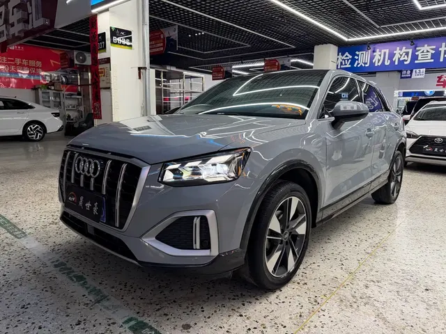 Audi Q2L 2022 35 TFSI Fashion Elegance