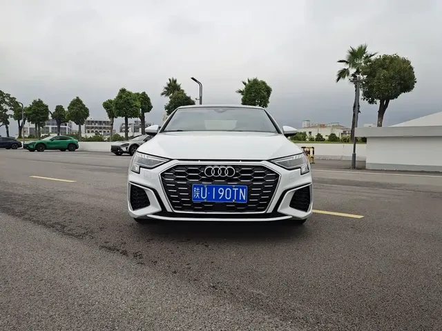 Audi A3 2024 Model A3L Limousine 35 TFSI Fashion Sport