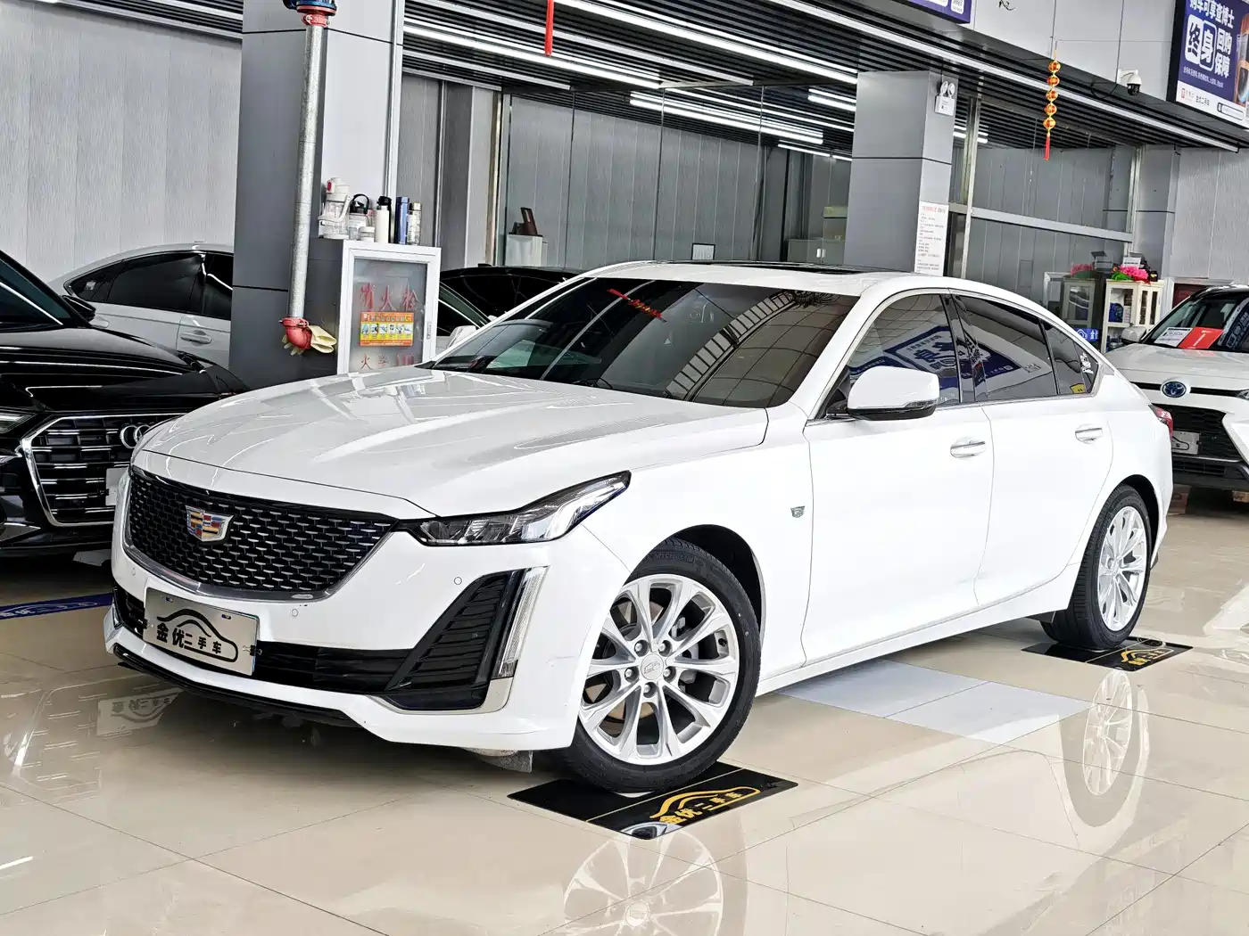 Cadillac CT5 2020 28T Fashion Model