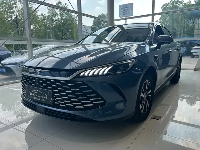 BYD Qin PLUS 2025 DM-i Smart Drive Edition 120KM Surpassing Type