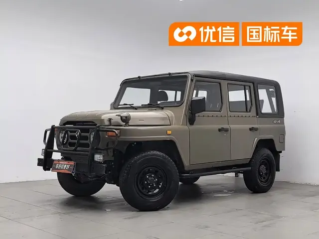 BAW (Beijing Automobile Works) 212 Classic 2020 1.5T Square Door Canvas Top