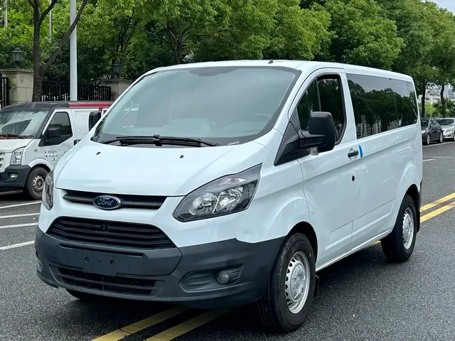 Ford Transit 2019 2.0T Diesel Multi-Purpose Commercial Vehicle Short Wheelbase Low Roof 6-Seater China VI