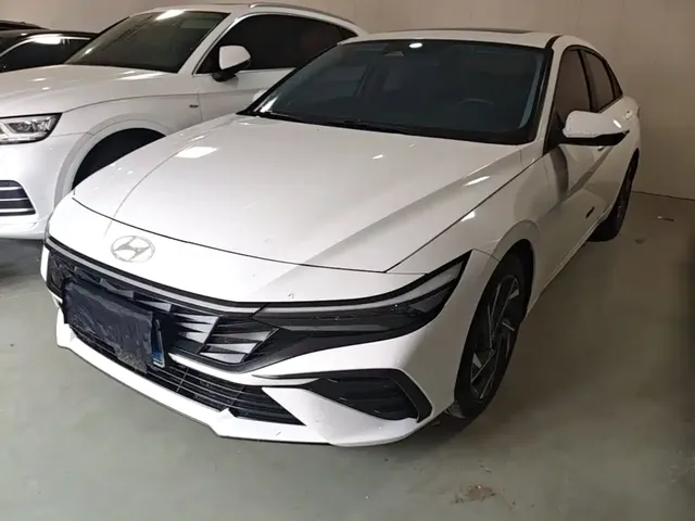 Hyundai Elantra 2023 Model 1.5L CVT LUX Premium Edition