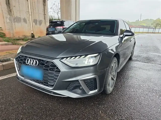 Audi A4L 2022 40 TFSI Fashion Dynamic
