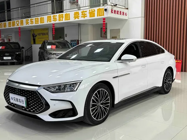 BYD Han 2023 DM-i Champion Edition 121KM Premium