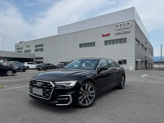 Audi A6L 2025 45 TFSI quattro Premium Sport