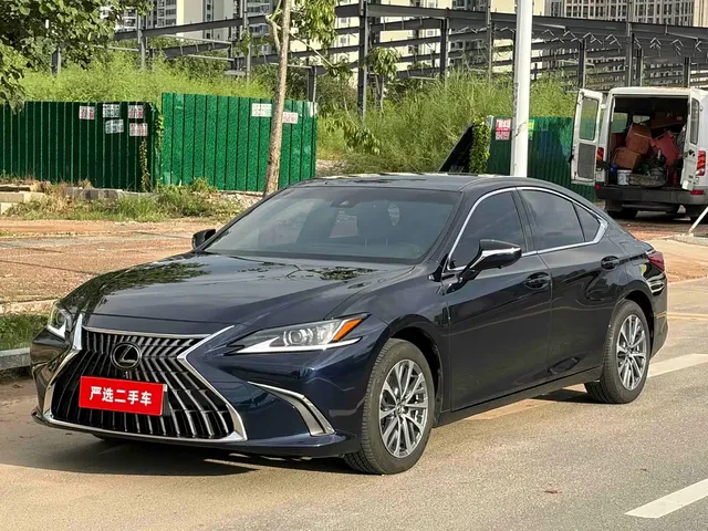 Lexus ES 2022 200 Excellence Edition