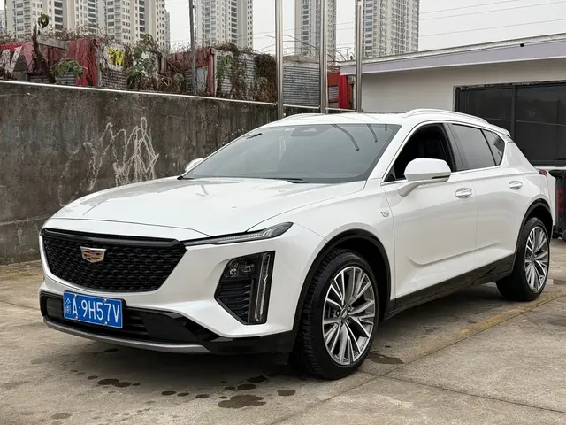 Cadillac GT4 2023 25T Luxury Edition