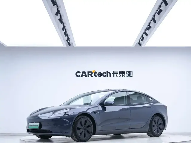 Tesla Model 3 2023 Rear-Wheel Drive