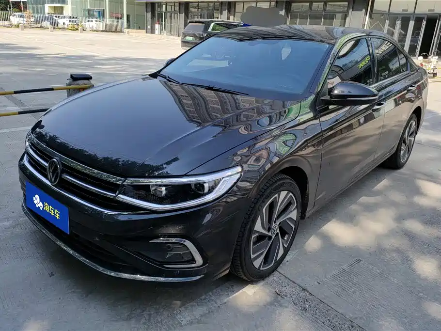 Volkswagen Bora 2025 300TSI DSG Premium Ride Edition