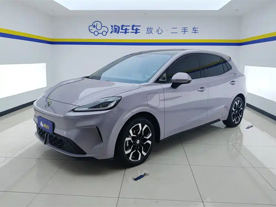 MG 4 EV 2025 Base Model
