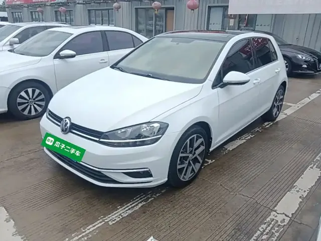 Volkswagen Golf 2020 200TSI DSG Comfort Progressive Edition
