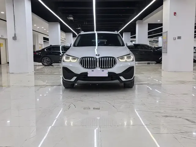 BMW X1 2022 sDrive25Li Leading