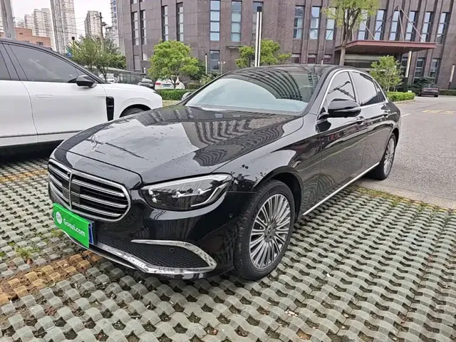 Mercedes-Benz E-Class 2023 E 300 L Premium