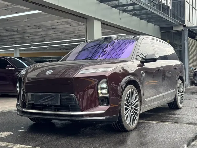 NIO ES8 2025 Base Model