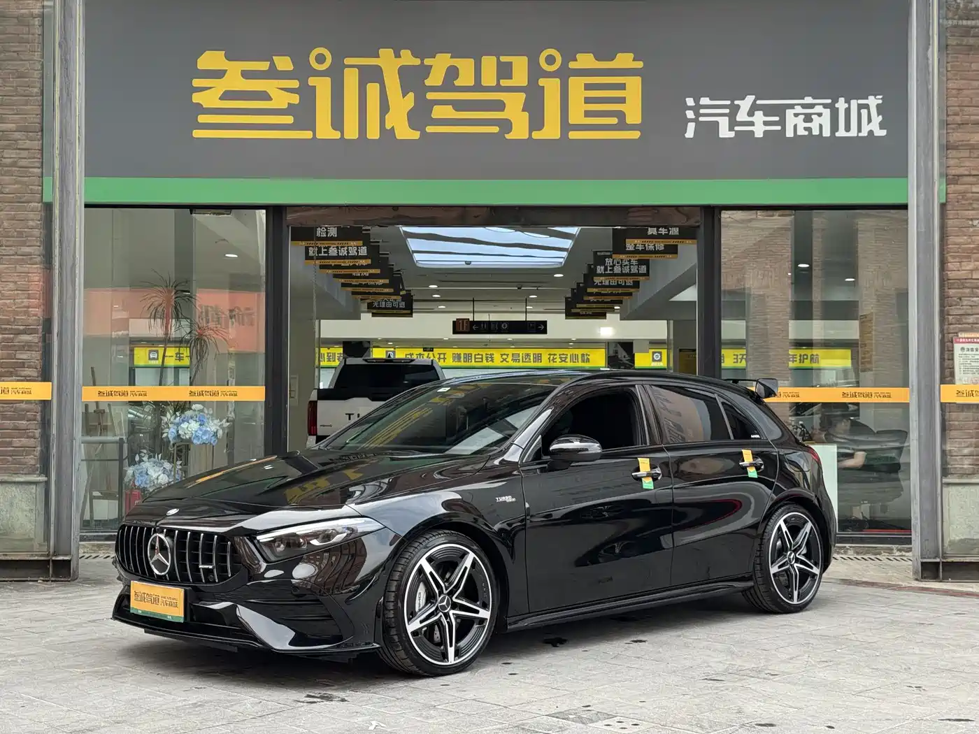 Mercedes-Benz A-Class AMG (Import) 2025 AMG A 35 4MATIC
