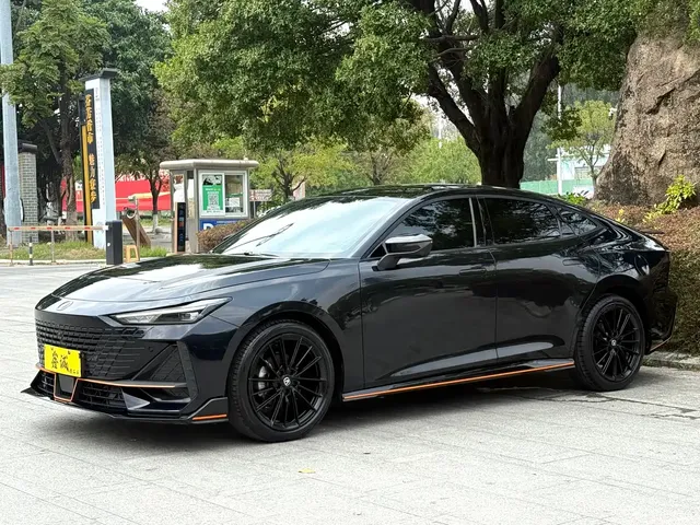 Changan UNI-V 2022 1.5T Sport Edition