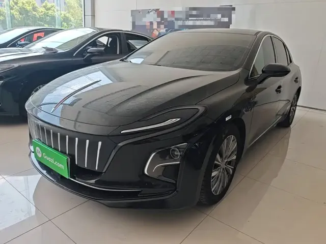 Hongqi E-QM5 2024 560km PLUS