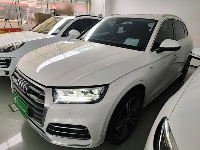 Audi Q5L 2020 Facelift 40 TFSI Honor Fashion