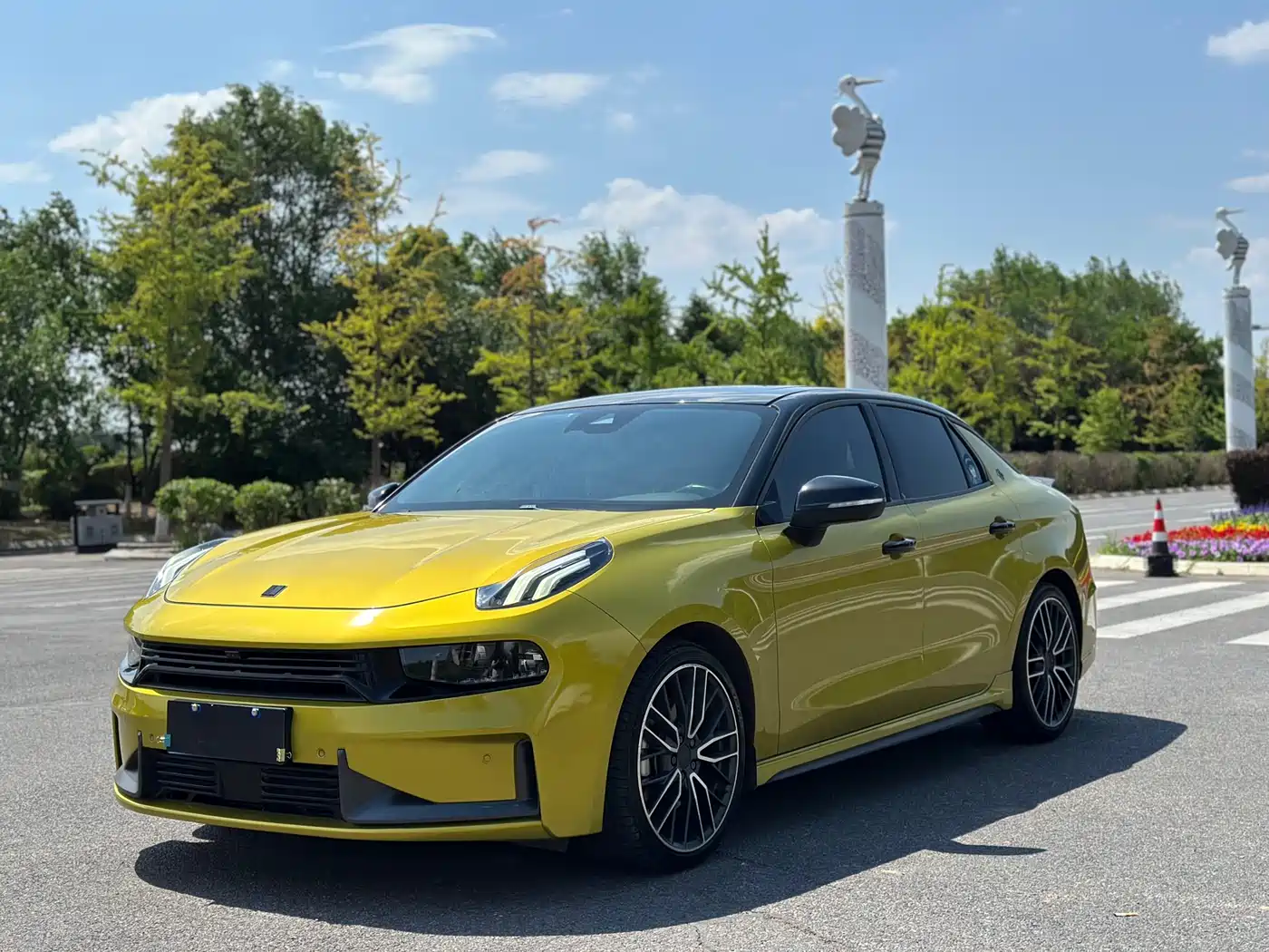 Lynk & Co 03 2021 03+ 2.0TD Auto Wind Rider Edition