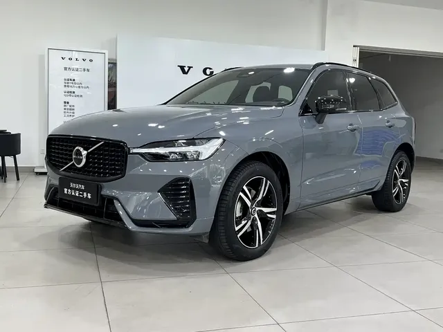 Volvo XC60 2022 B5 AWD Zhiyuan Sport Edition