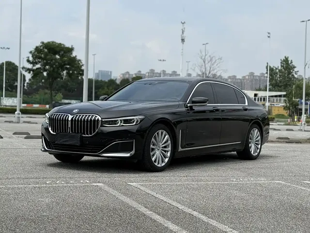 BMW 7 Series 2021 Model 730Li Luxury Package
