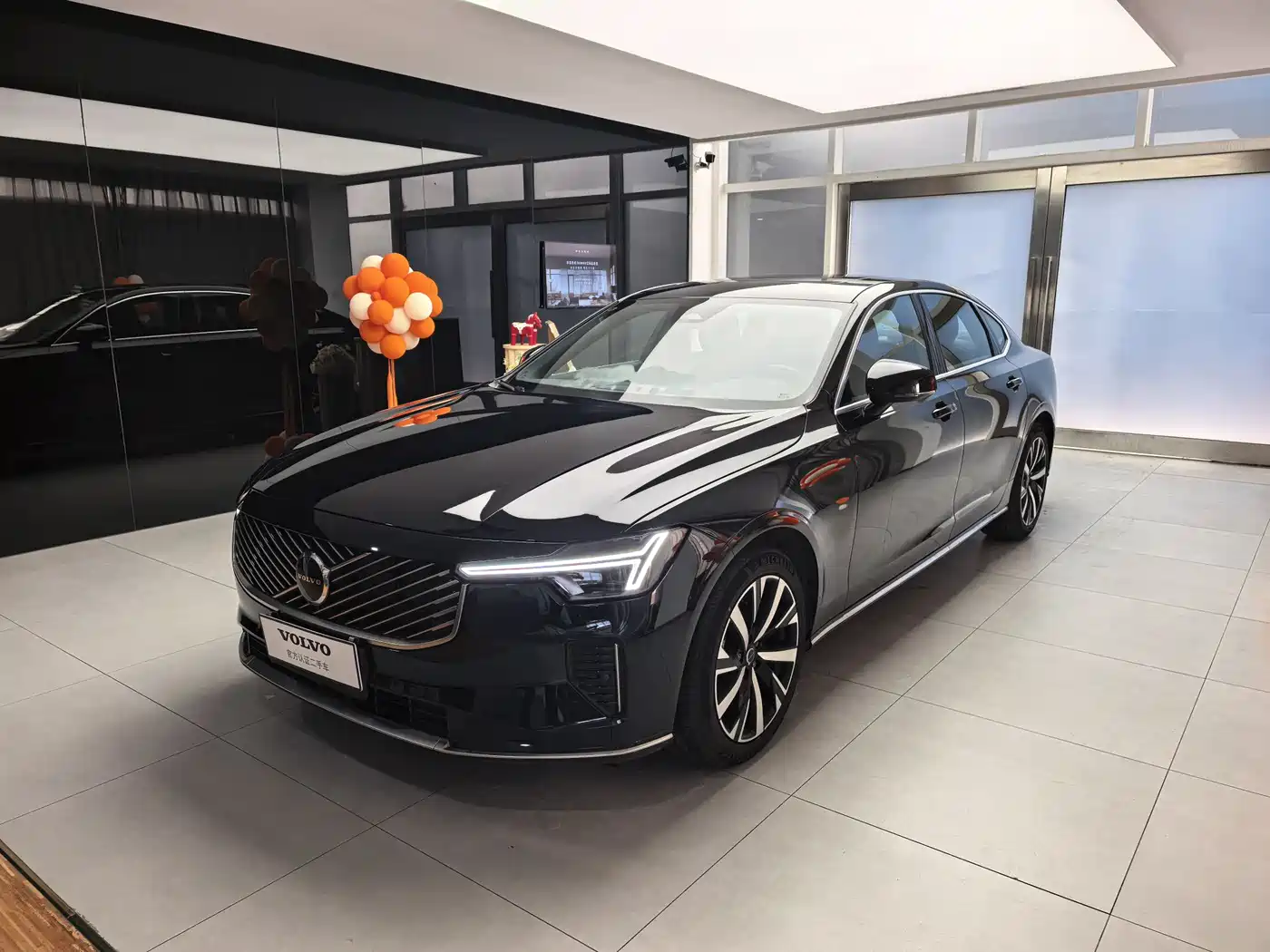 Volvo S90 2026 B5 Zhiyi Luxury Edition