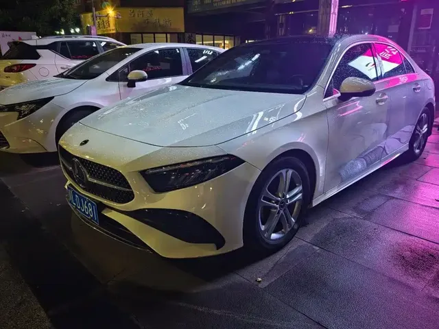 Mercedes-Benz A-Class 2023 A 180 L