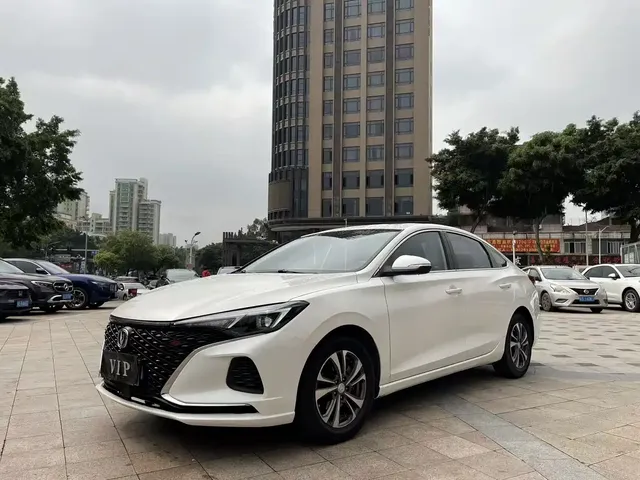 Changan Eado 2021 PLUS Blue Whale NE 1.4T GDI DCT Premium