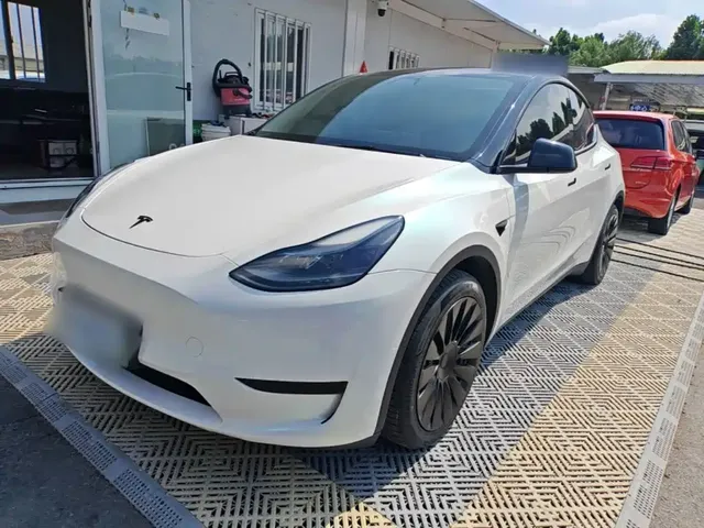 Tesla Model Y 2022 Facelift Rear-Wheel Drive Version