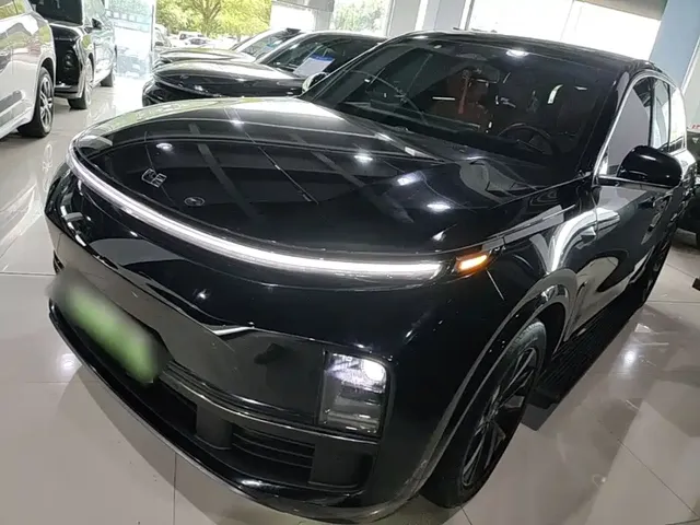 Li Auto Li L8 2023 Pro