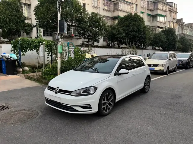 Volkswagen Golf 2019 280TSI DSG Luxury (China V)