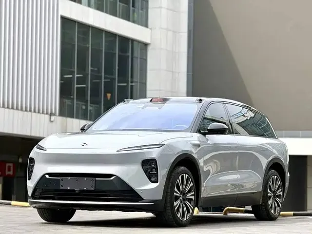 NIO ES8 2023 100kWh