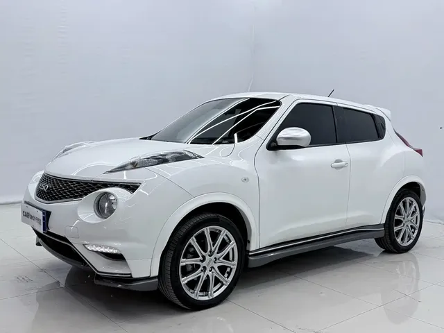 Infiniti ESQ 2014 1.6L Free Edition