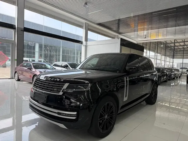 Land Rover Range Rover 2024 3.0 L6 400PS Genesis Extended