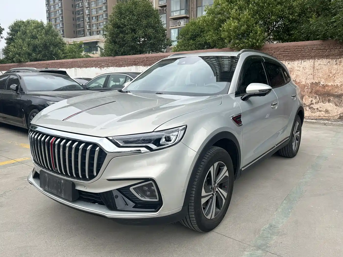 Hongqi HS5 2022 2.0T Smart Connect Premium Edition
