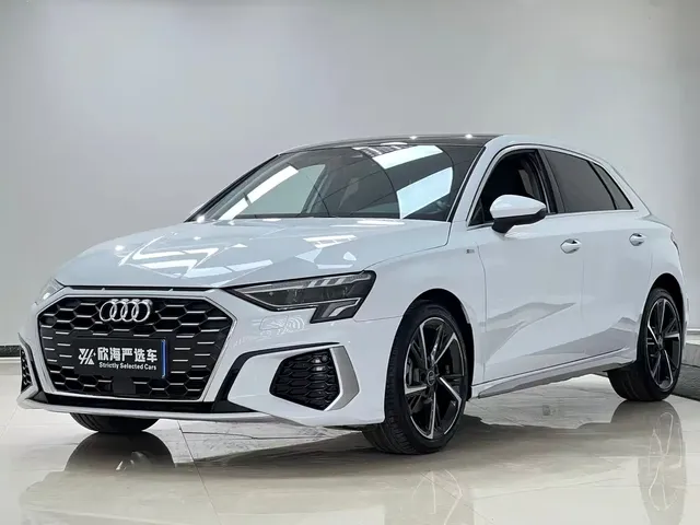 Audi A3 2024 Model Sportback 35 TFSI Fashion Sport