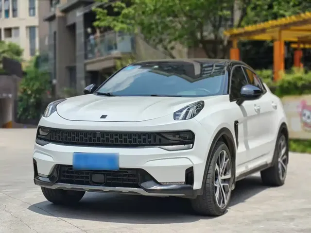 Lynk & Co 05 2022 2.0TD 4WD Power Halo