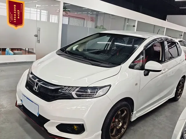 Honda Fit 2018 1.5L CVT Comfort Edition