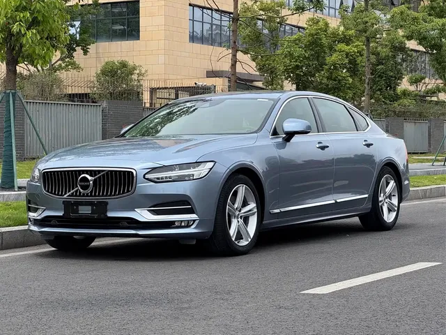 Volvo S90 2019 T5 Momentum