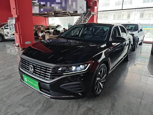Volkswagen Passat 2025 Outstanding 380TSI Dragon Soaring Edition