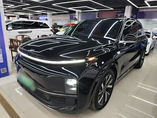 Li Auto Li L8 2023 Pro