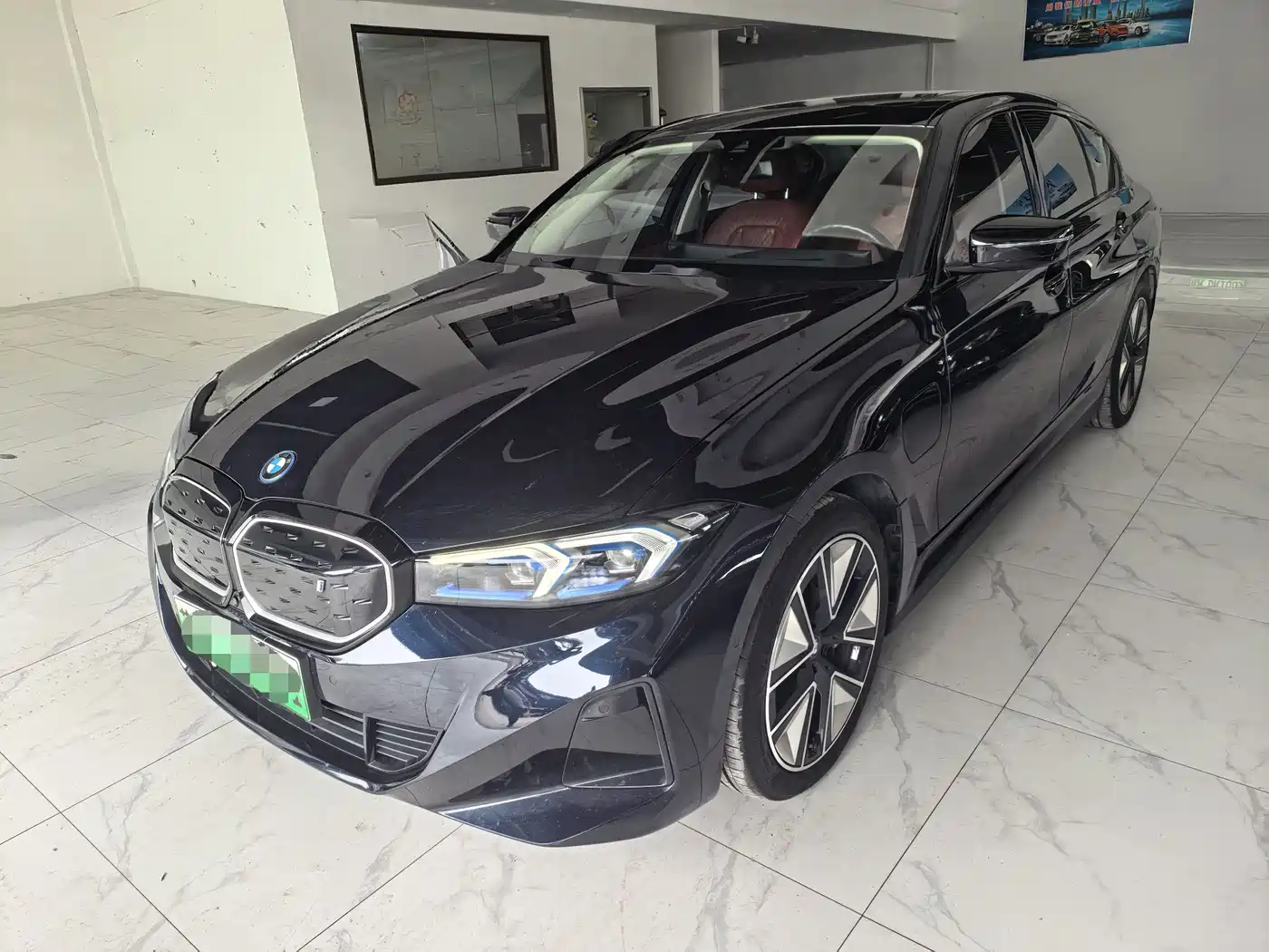BMW i3 2024 eDrive 35 L