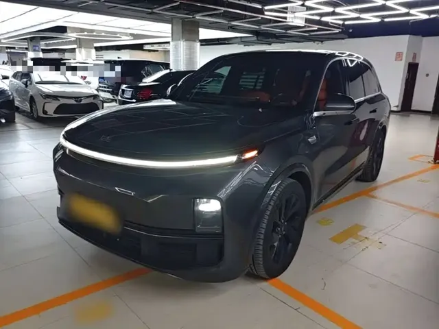 Li Auto Li L8 2023 Pro