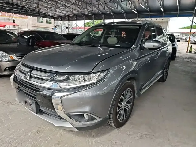 Mitsubishi Outlander 2018 2.0L 2WD Glory Edition 5-seater