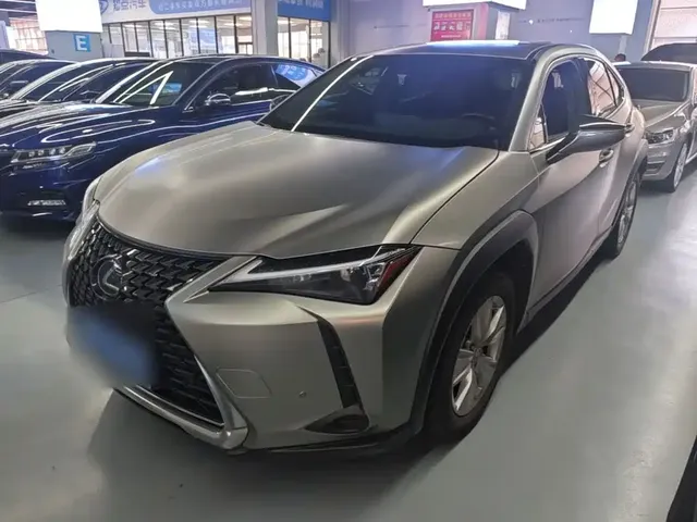 Lexus UX 2022 260h Fun Edition