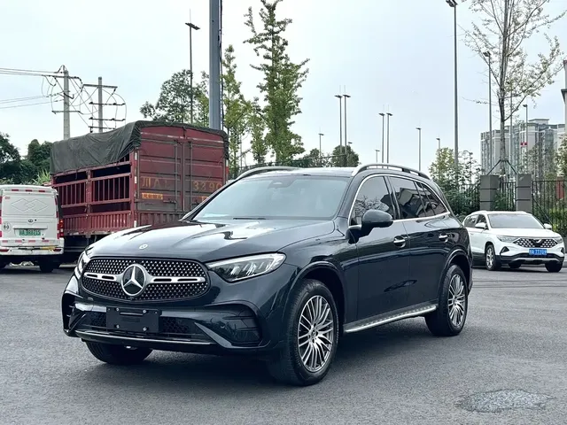 Mercedes-Benz GLC 2023 GLC 300 L 4MATIC Sport 5-Seater